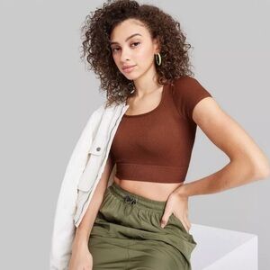 Wild Fable Seamless Robbed Crop NWT